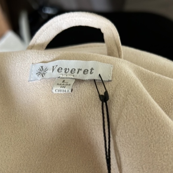 Jacket - Picture 5 of 6